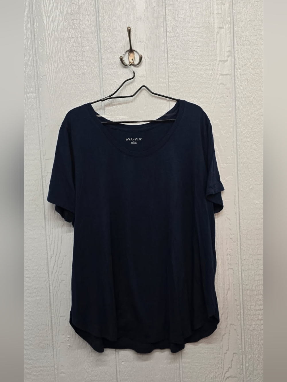 GUC 2X Ava & Viv Navy Crewneck Tee
